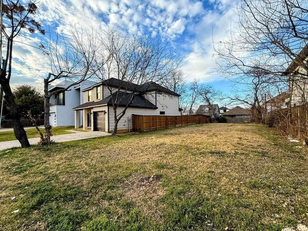 0.1 acres in Dallas County - photo 2
