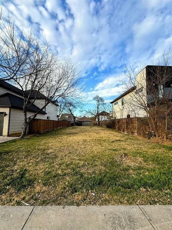 0.1 acres in Dallas County - photo 13
