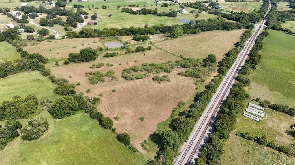 6.47 acres in Johnson County - photo 4