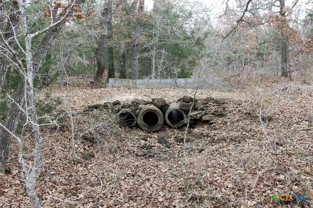 5.62 acres in Caldwell County - photo 4