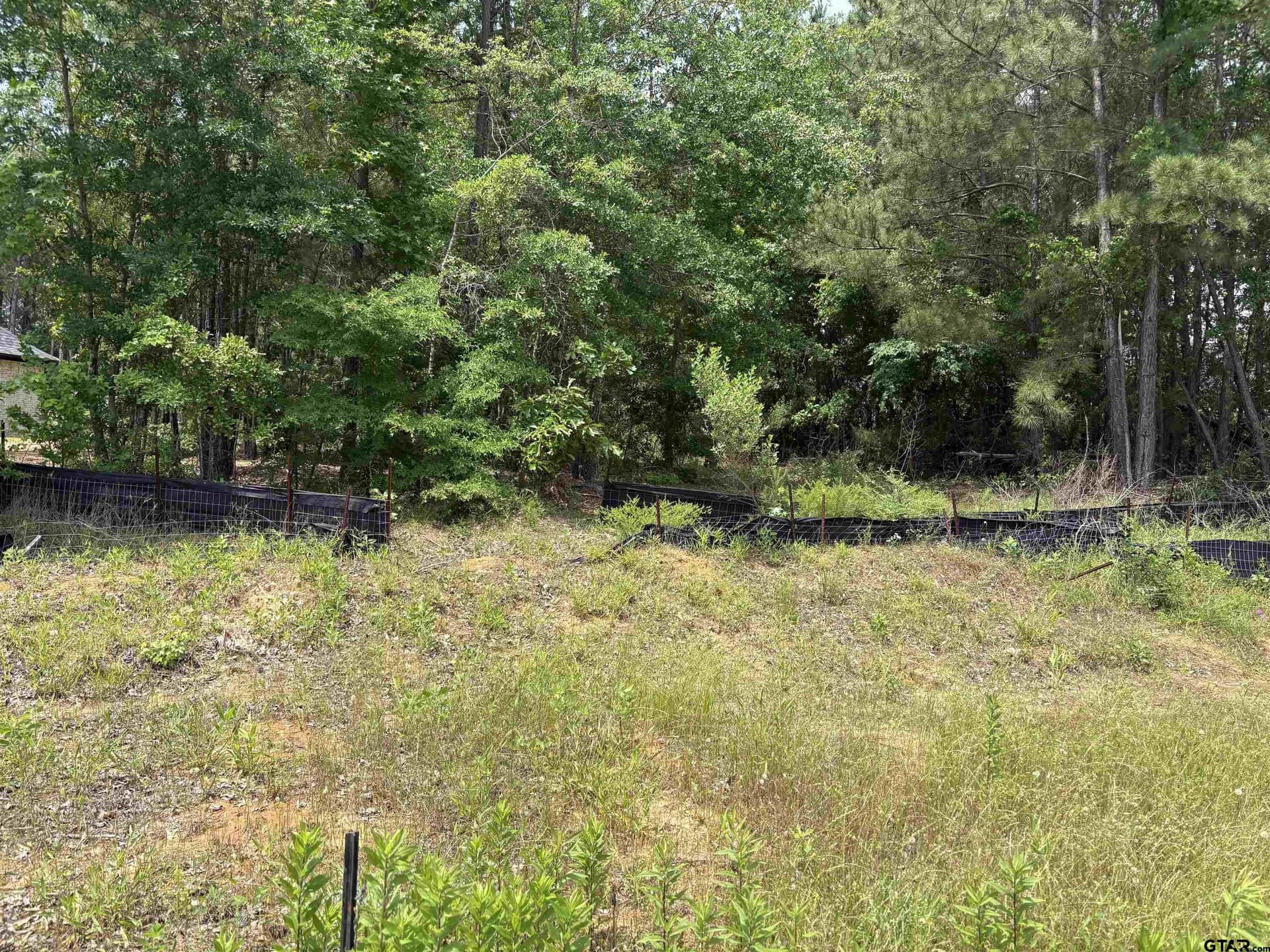 0.4 acres in Smith County - photo 3