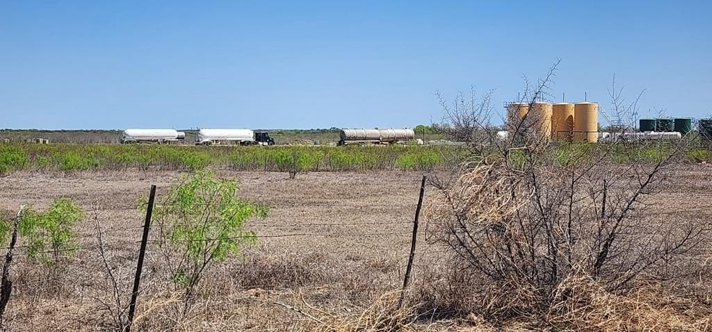 490,921 acres in Maverick County - photo 16