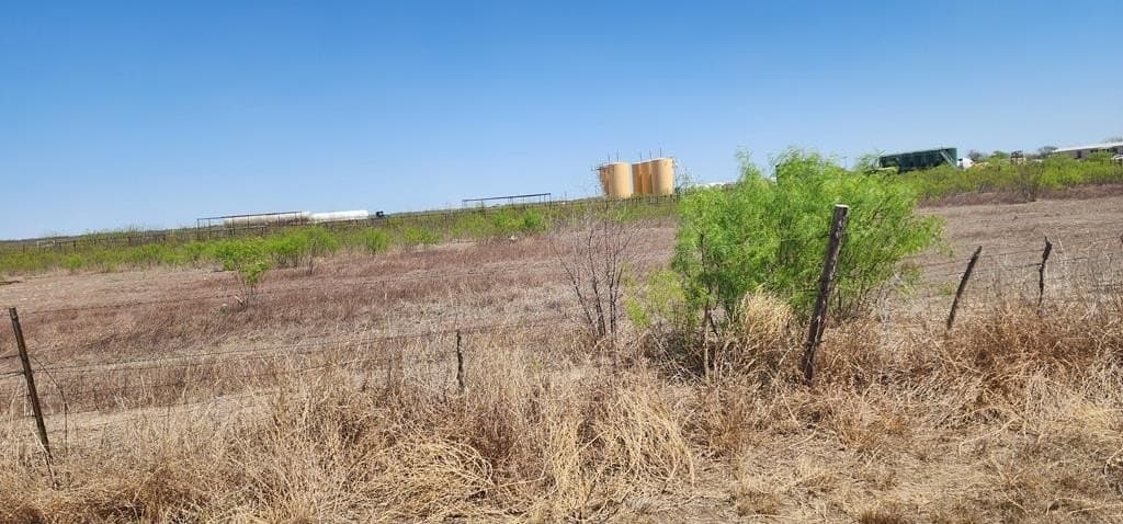 490,921 acres in Maverick County - photo 11