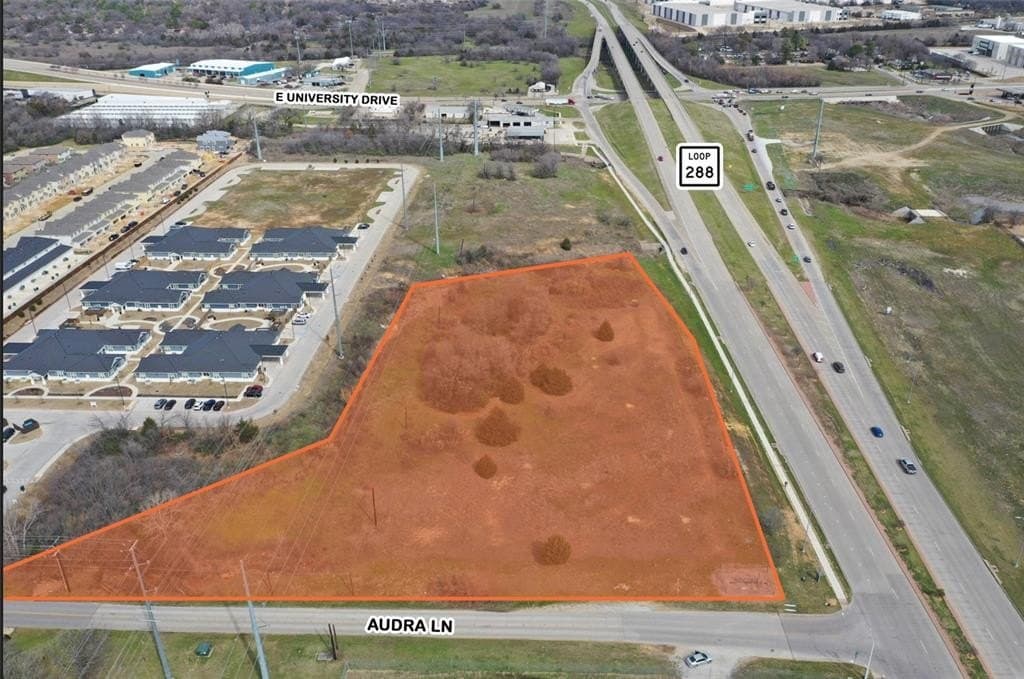 4.97 acres in Denton County - photo 2