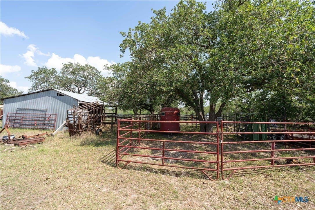 72.92 acres in Guadalupe County - photo 19