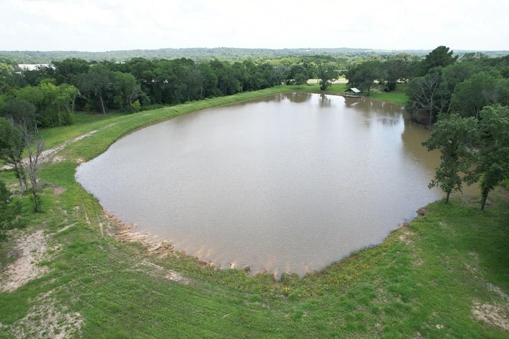 8260 W HWY 31