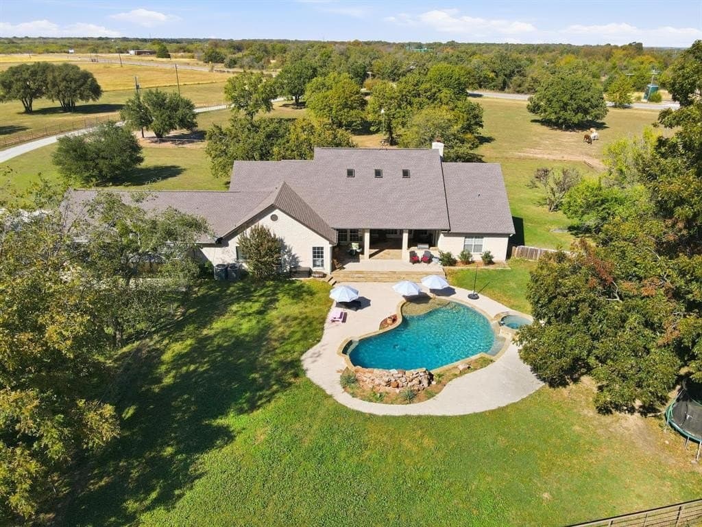 26.97 acres in Wise County - photo 3