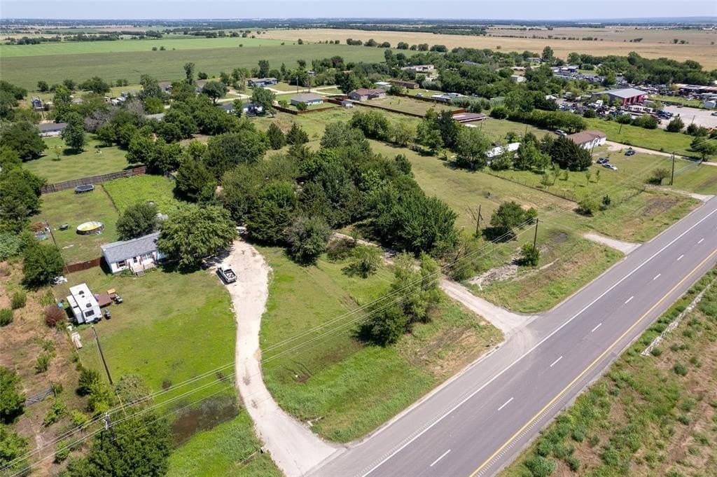 1 acres in Johnson County - photo 8