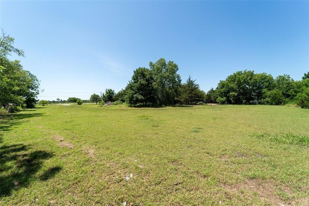 1 acres in Johnson County - photo 2
