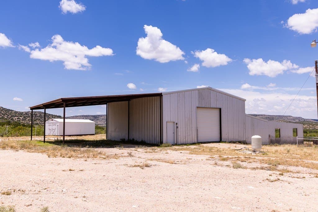 851 acres in Crockett County - photo 2
