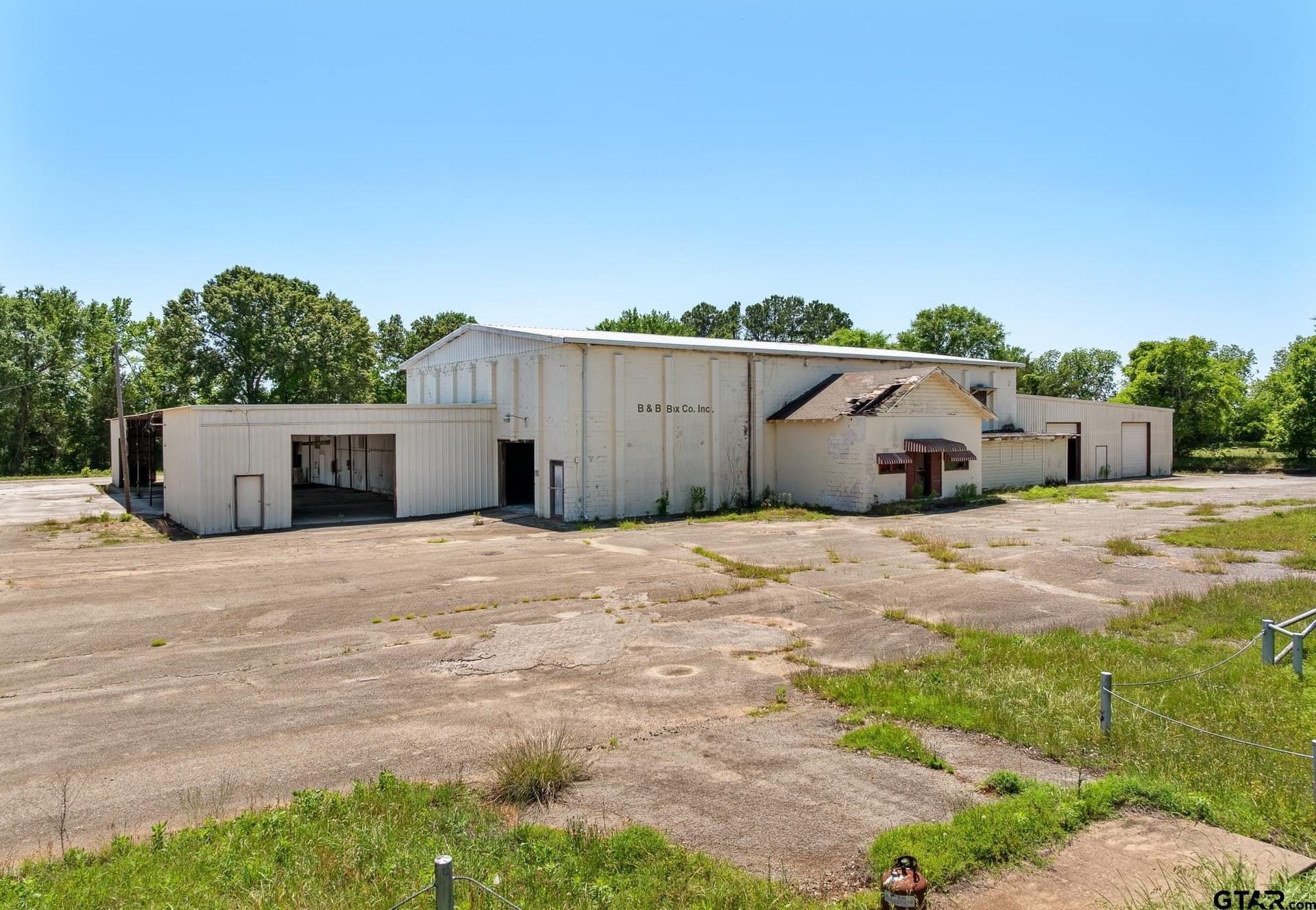 32.94 acres in Smith County - photo 11