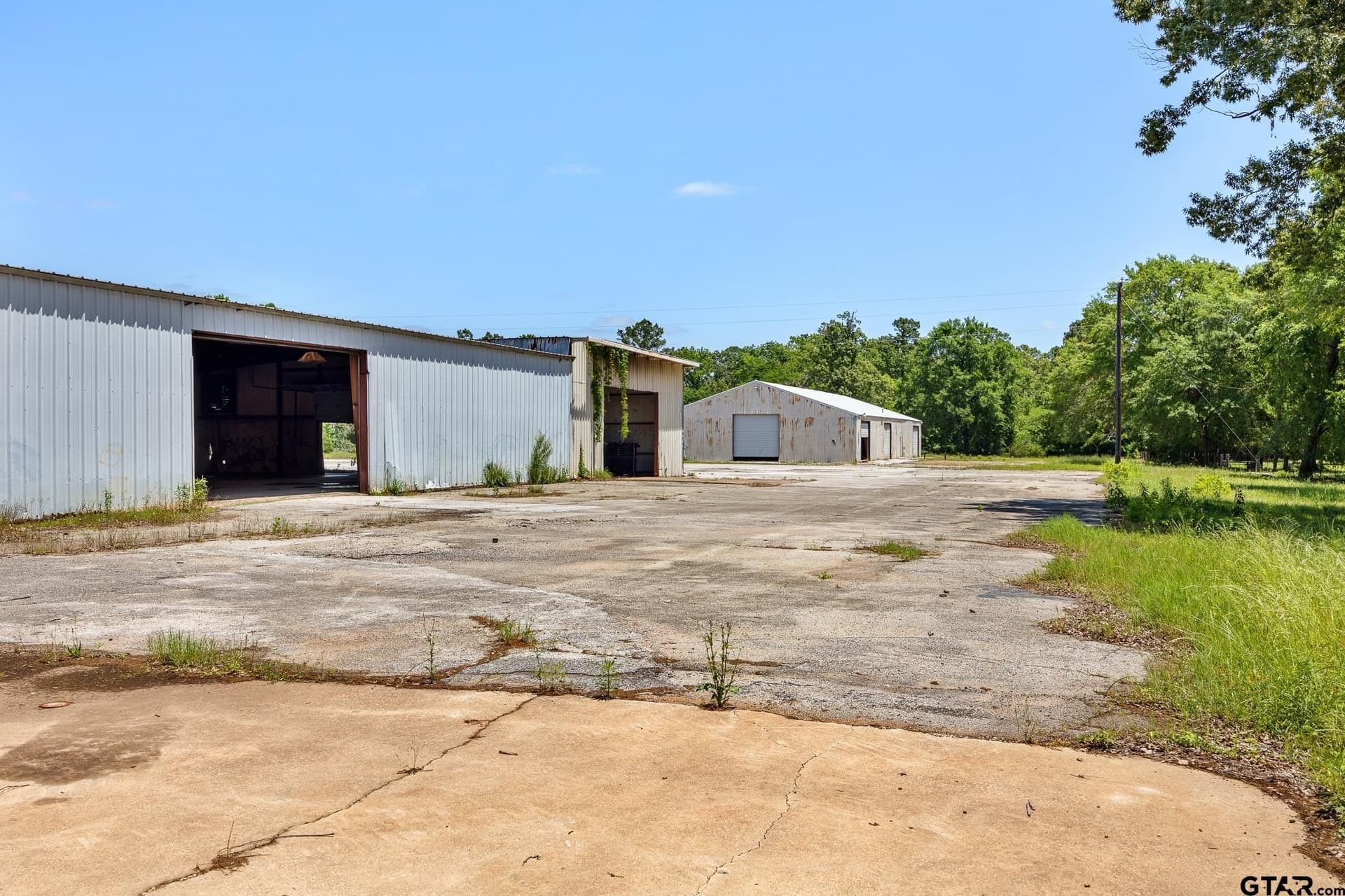 32.94 acres in Smith County - photo 21
