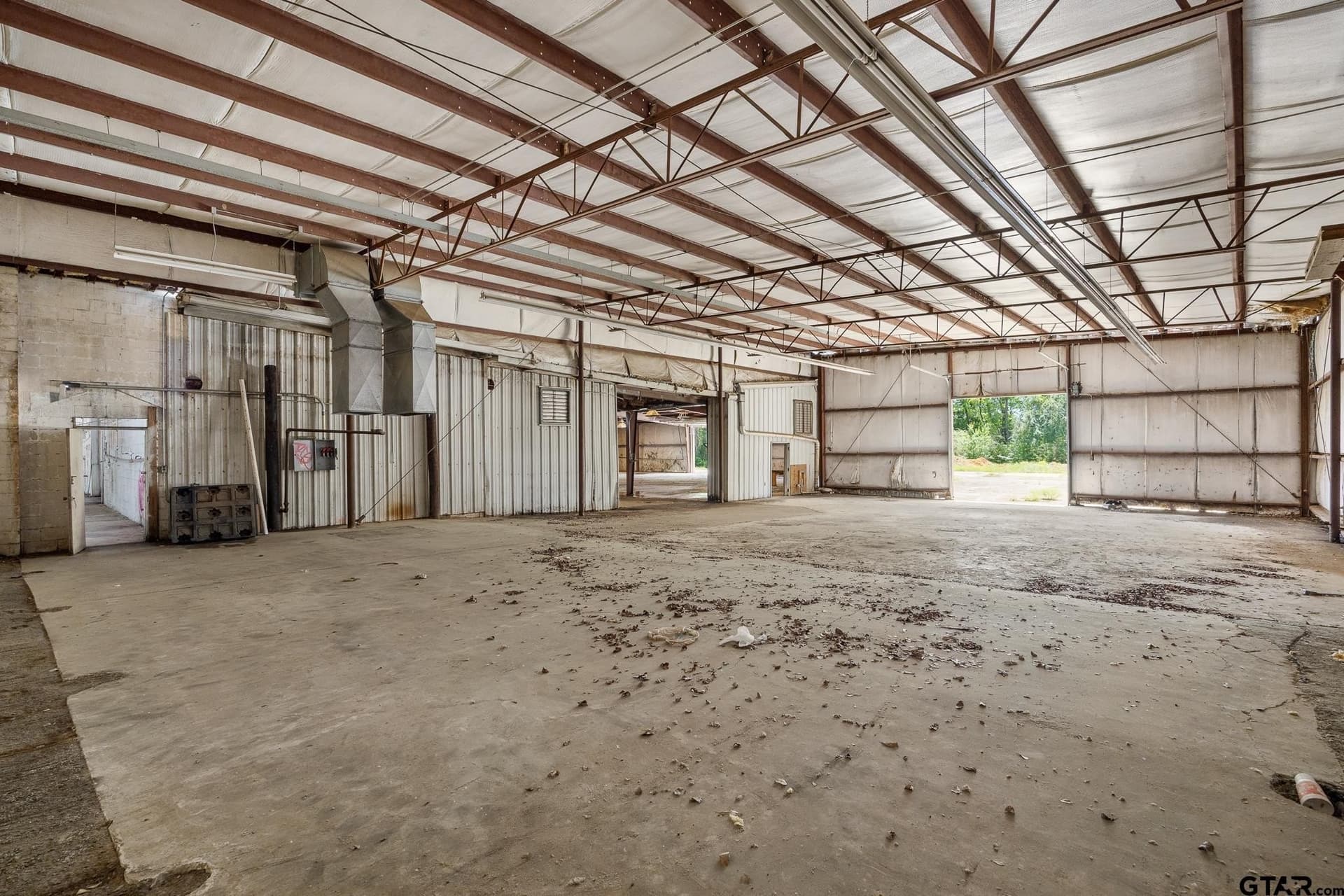 32.94 acres in Smith County - photo 19