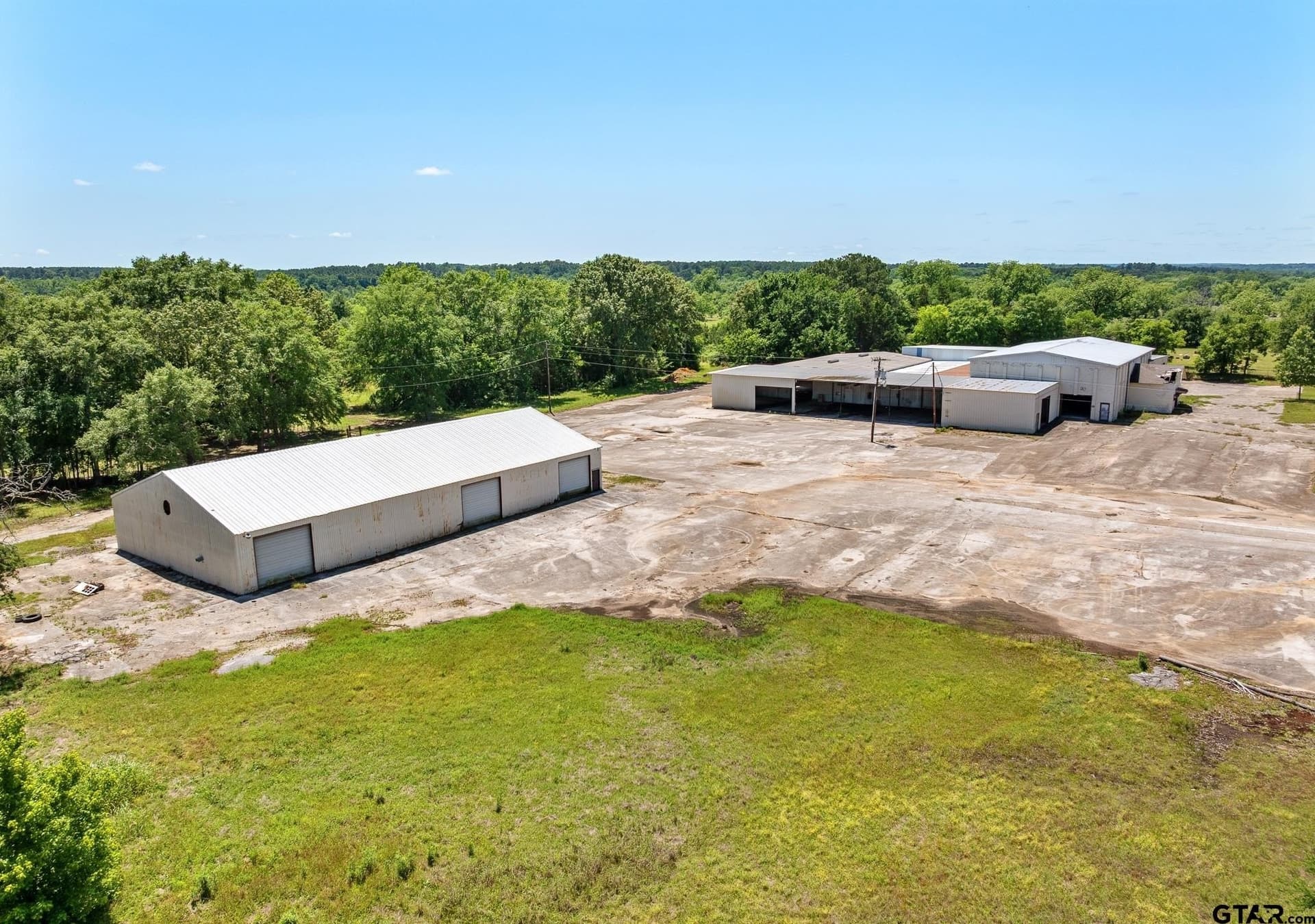 32.94 acres in Smith County - photo 3
