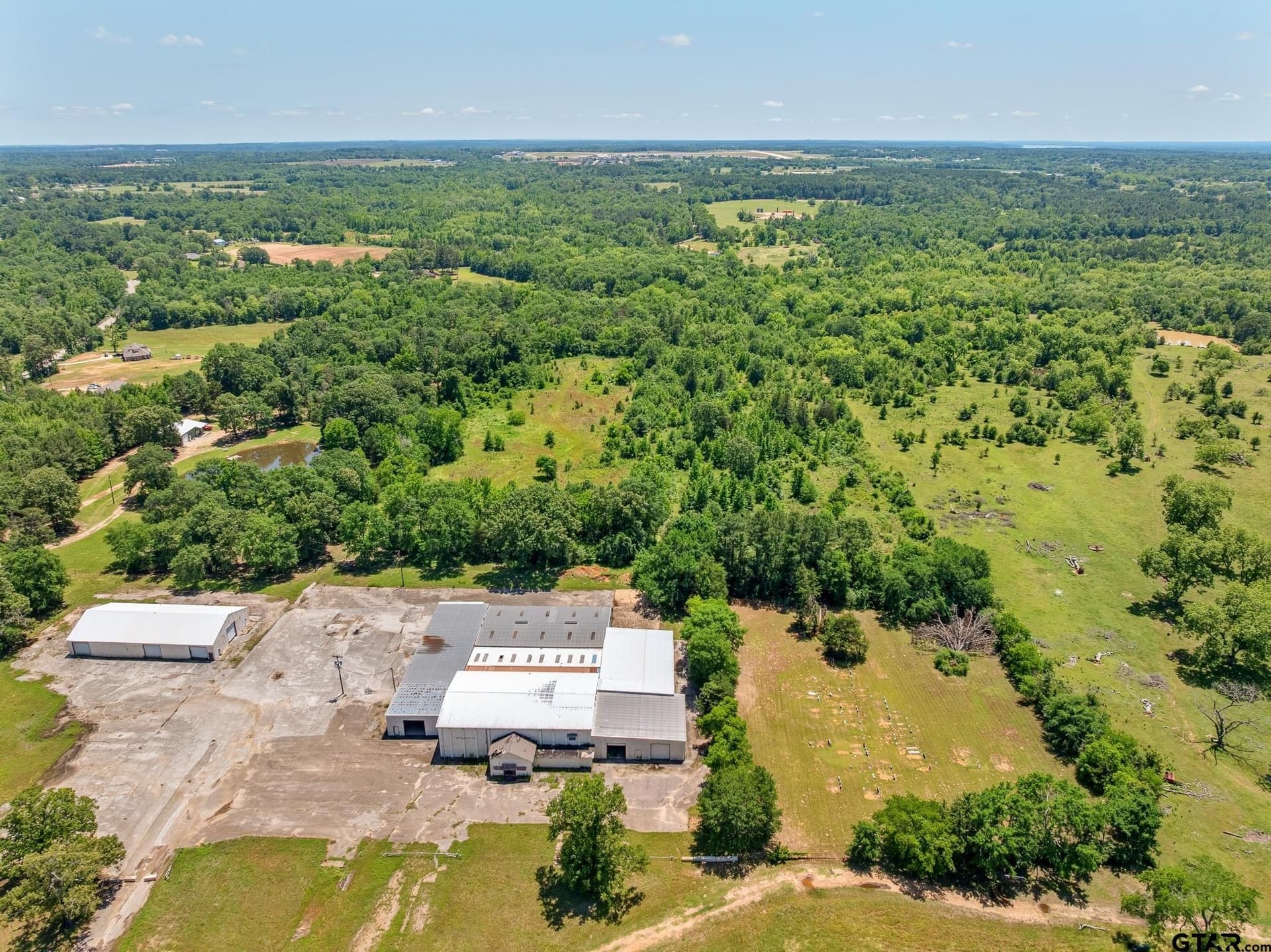 32.94 acres in Smith County - photo 9