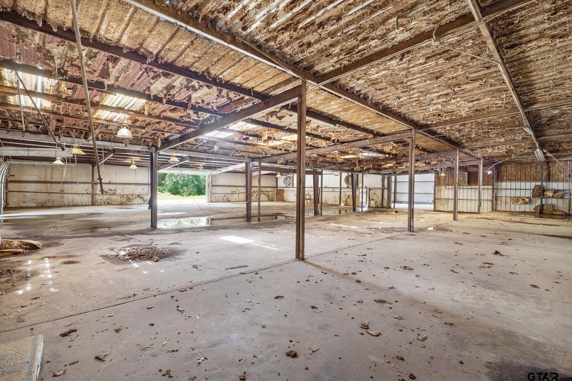 32.94 acres in Smith County - photo 15