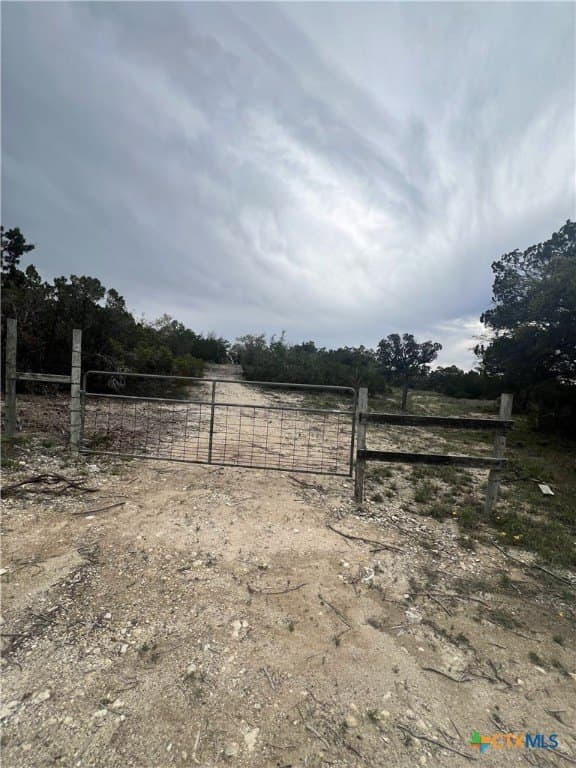 15.41 acres in Travis County - photo 10