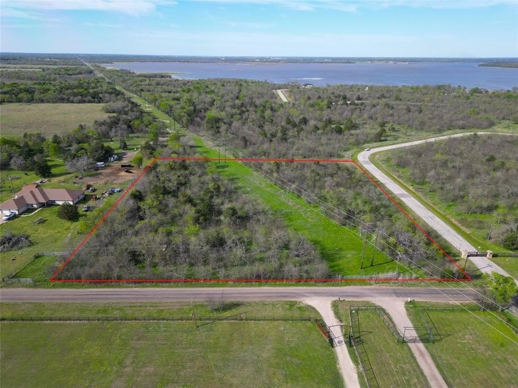4.63 acres in Kaufman County - photo 8