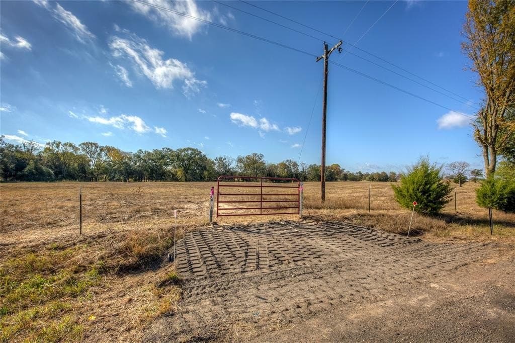 17.57 acres in Wood County - photo 3