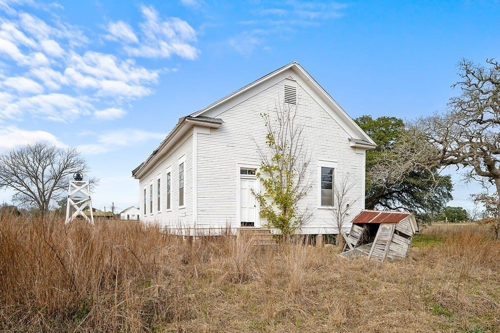 1.92 acres in Fayette County - photo 3