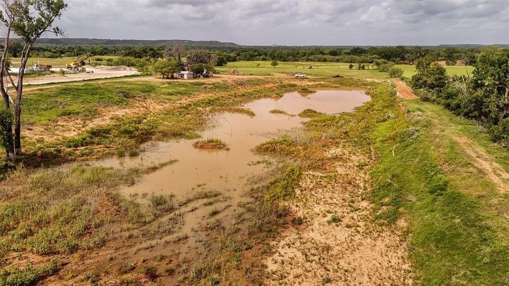 99 acres in Hill County - photo 8