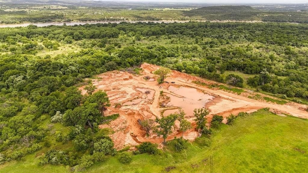 99 acres in Hill County - photo 4