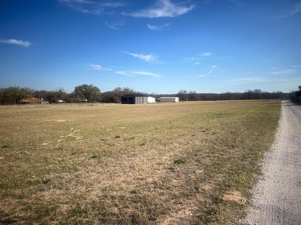 3.81 acres in Tarrant County - photo 4
