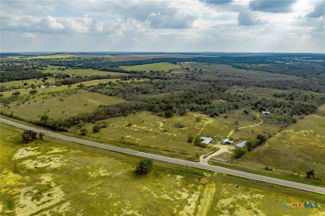 10 acres in Caldwell County - photo 2