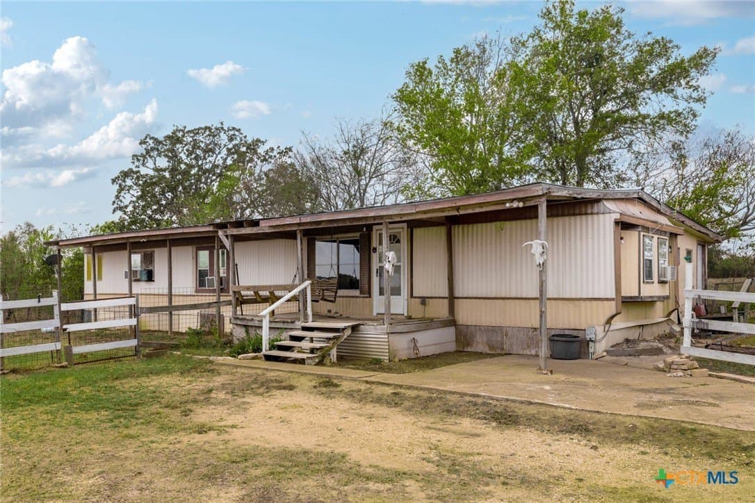 10 acres in Caldwell County - photo 11