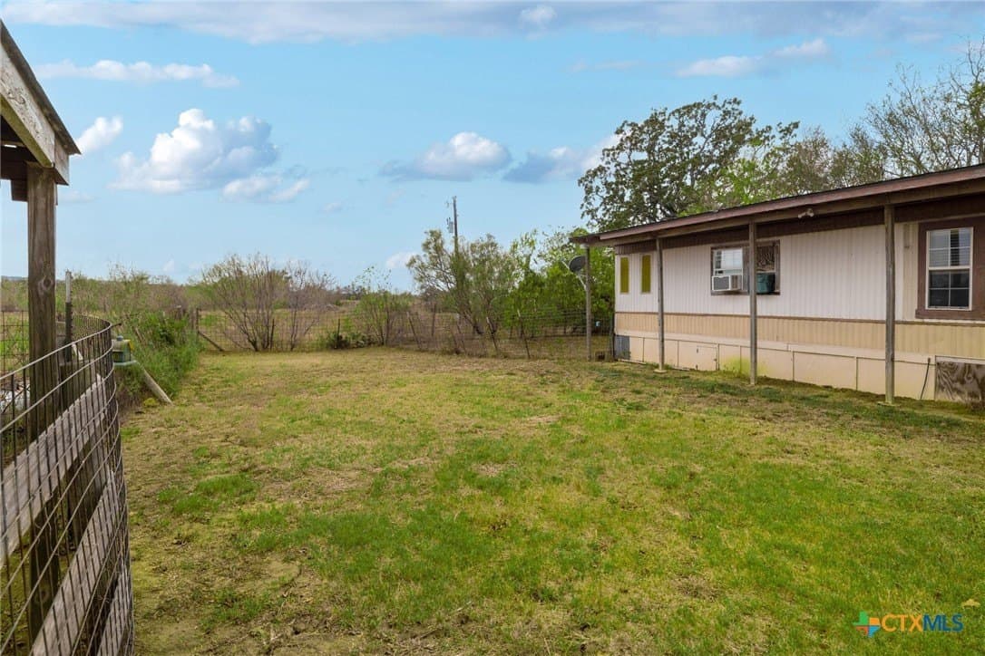 10 acres in Caldwell County - photo 28