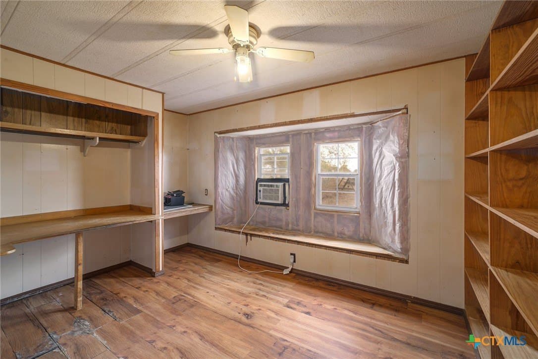 10 acres in Caldwell County - photo 25