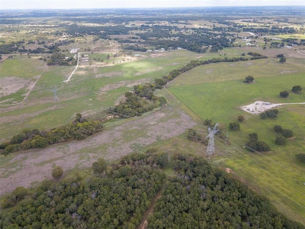 10.01 acres in Wise County - photo 12