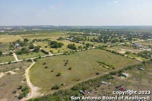 10 acres in Guadalupe County - photo 14