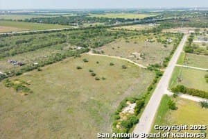 10 acres in Guadalupe County - photo 10