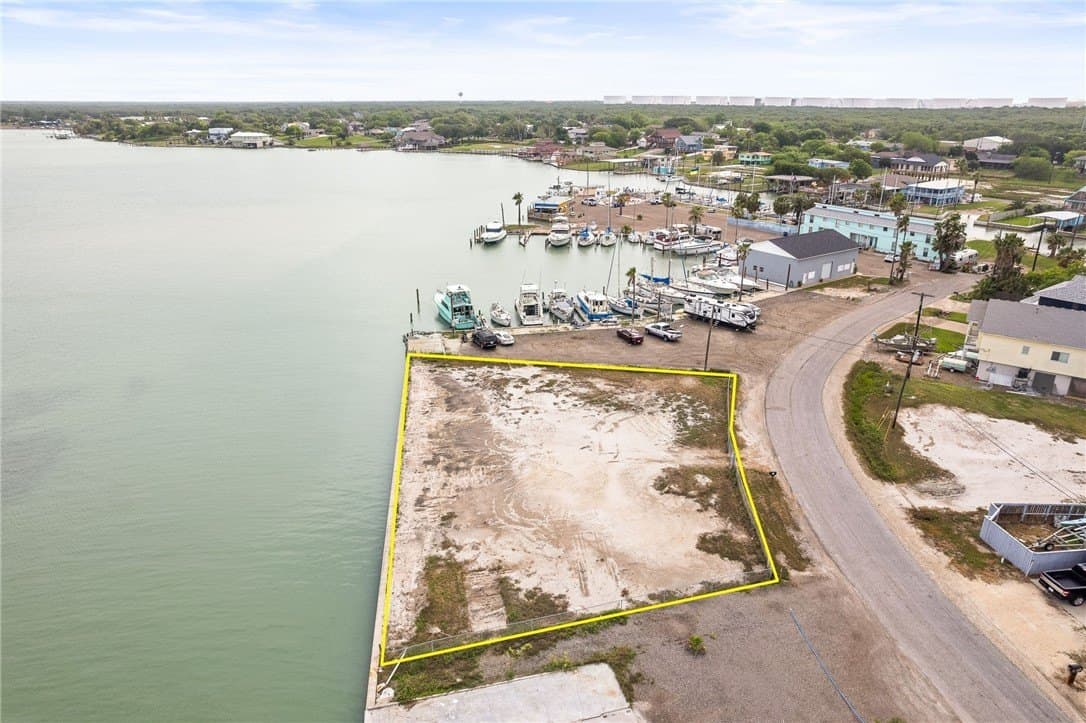 0.37 acres in San Patricio County - photo 3