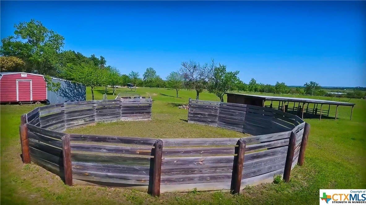 17.99 acres in Comal County - photo 32