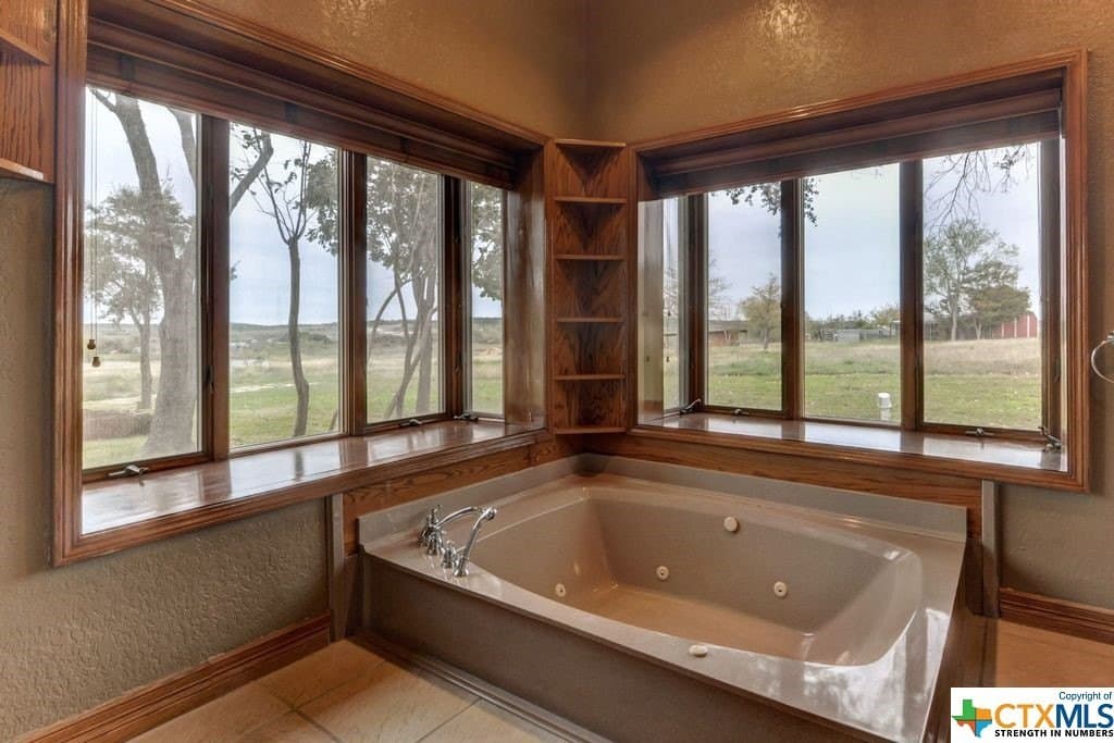 17.99 acres in Comal County - photo 13