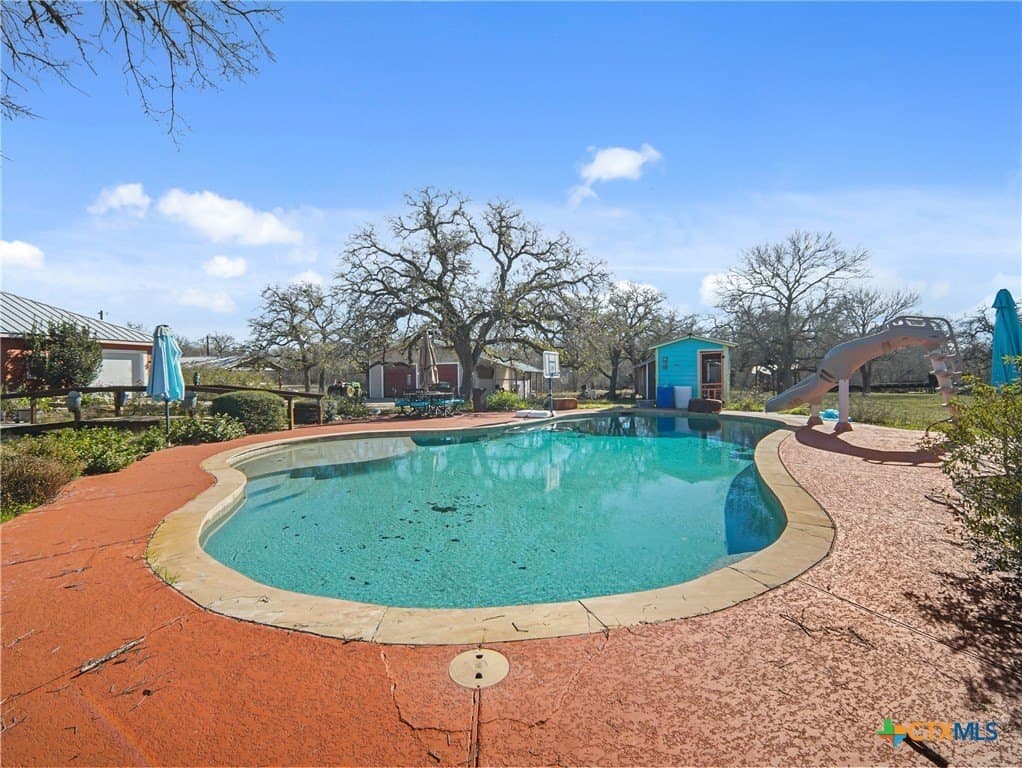 11.86 acres in Gonzales County - photo 32