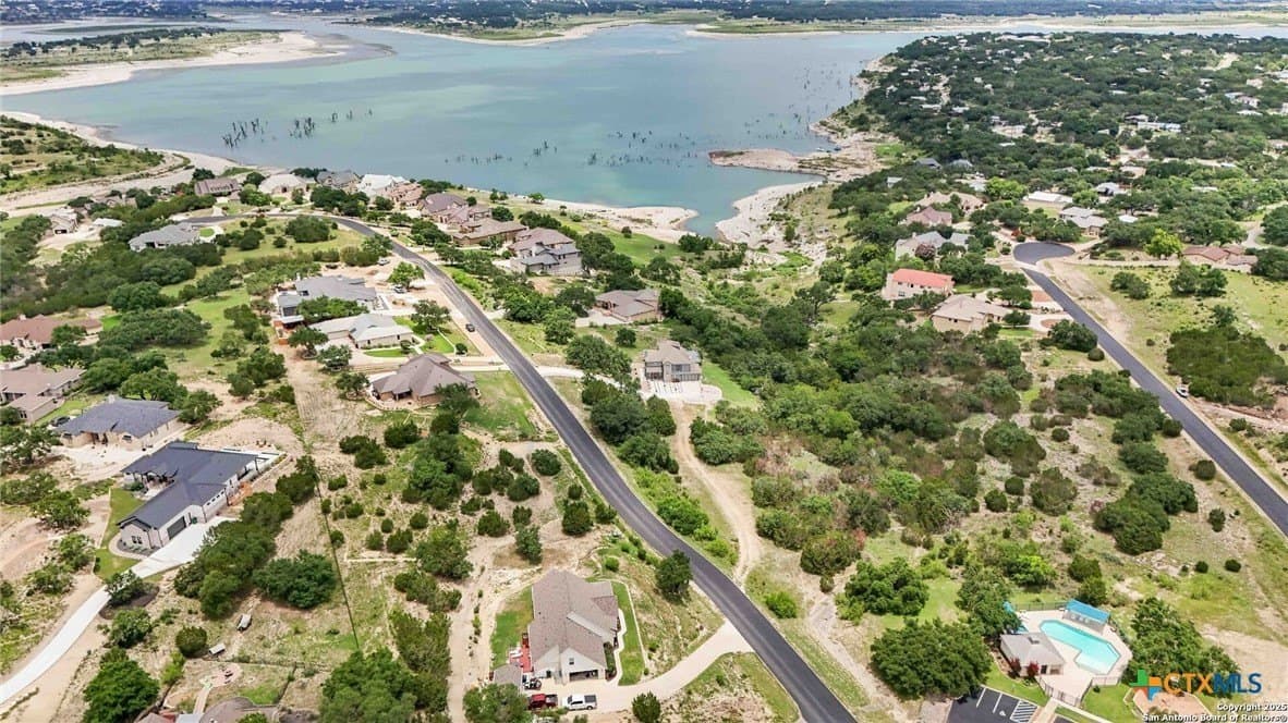 0.84 acres in Comal County - photo 4
