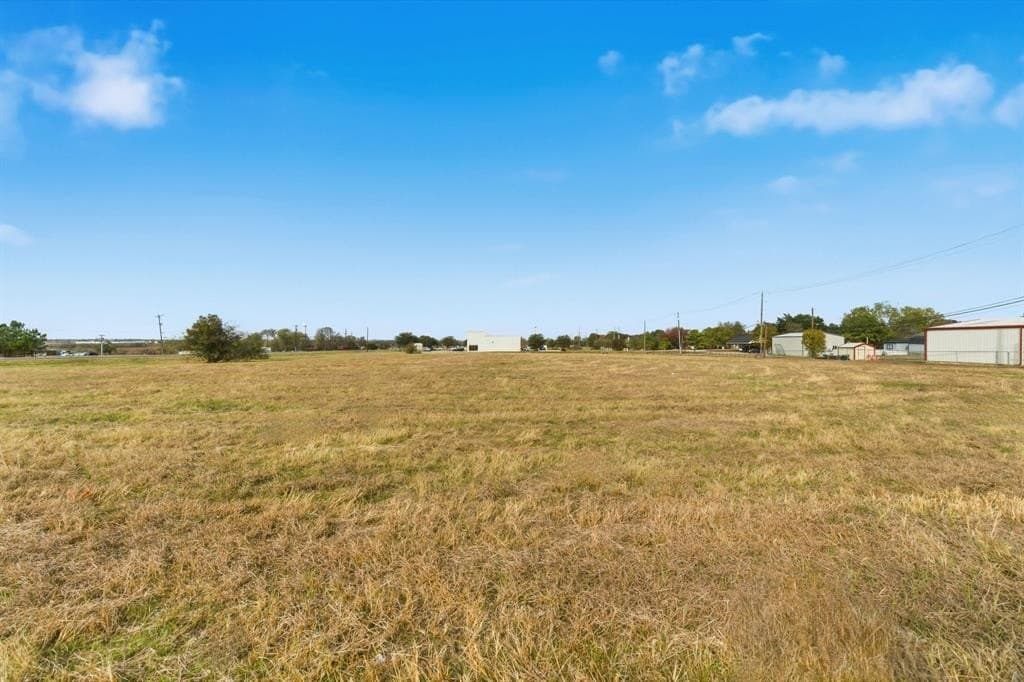 3.28 acres in Tarrant County - photo 7