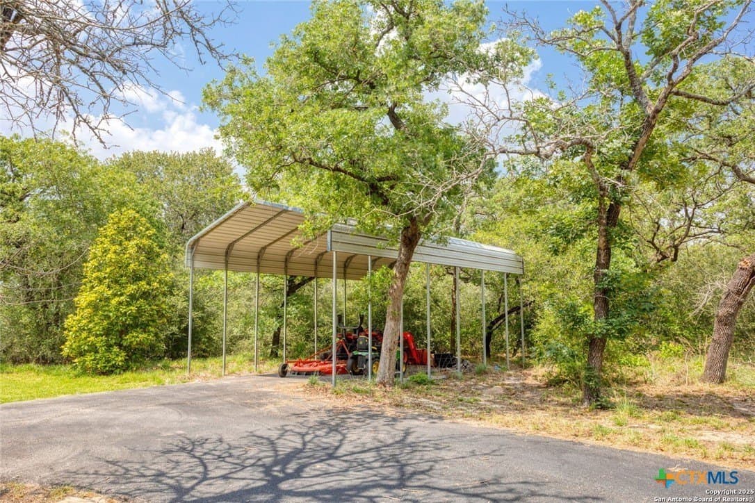 10 acres in Guadalupe County - photo 36