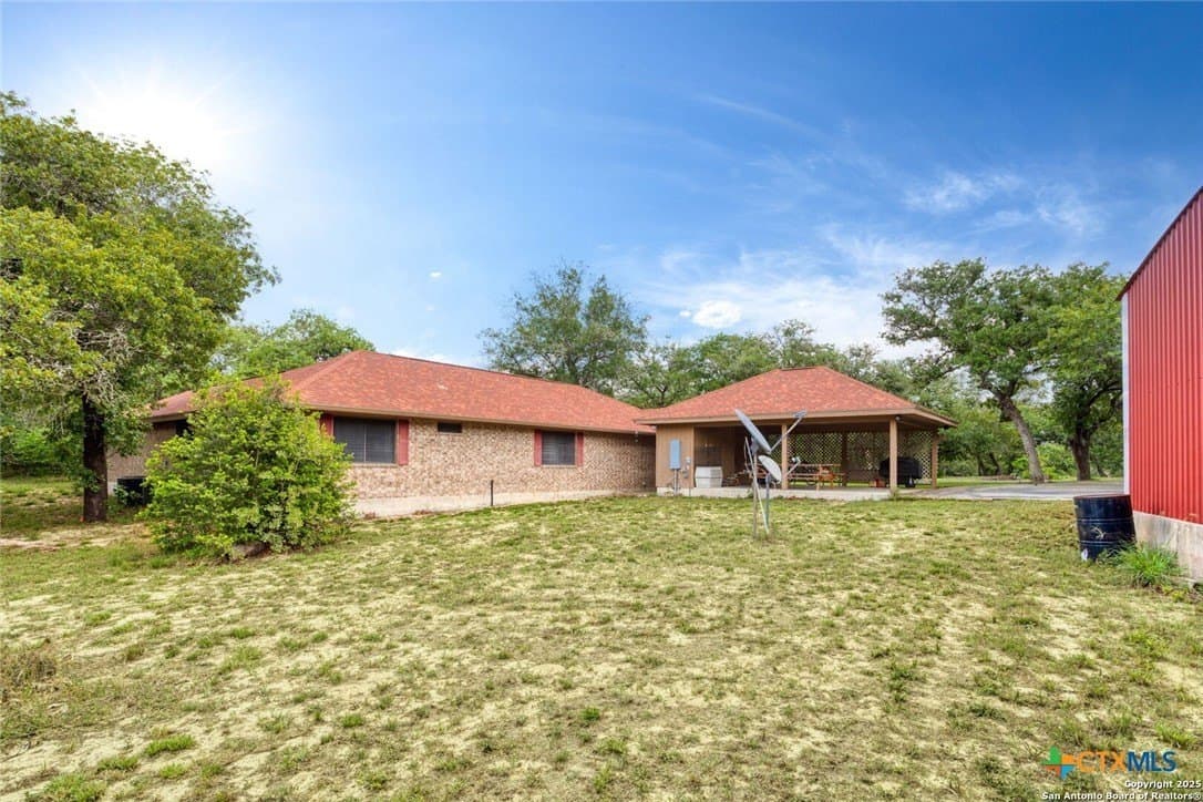 10 acres in Guadalupe County - photo 35
