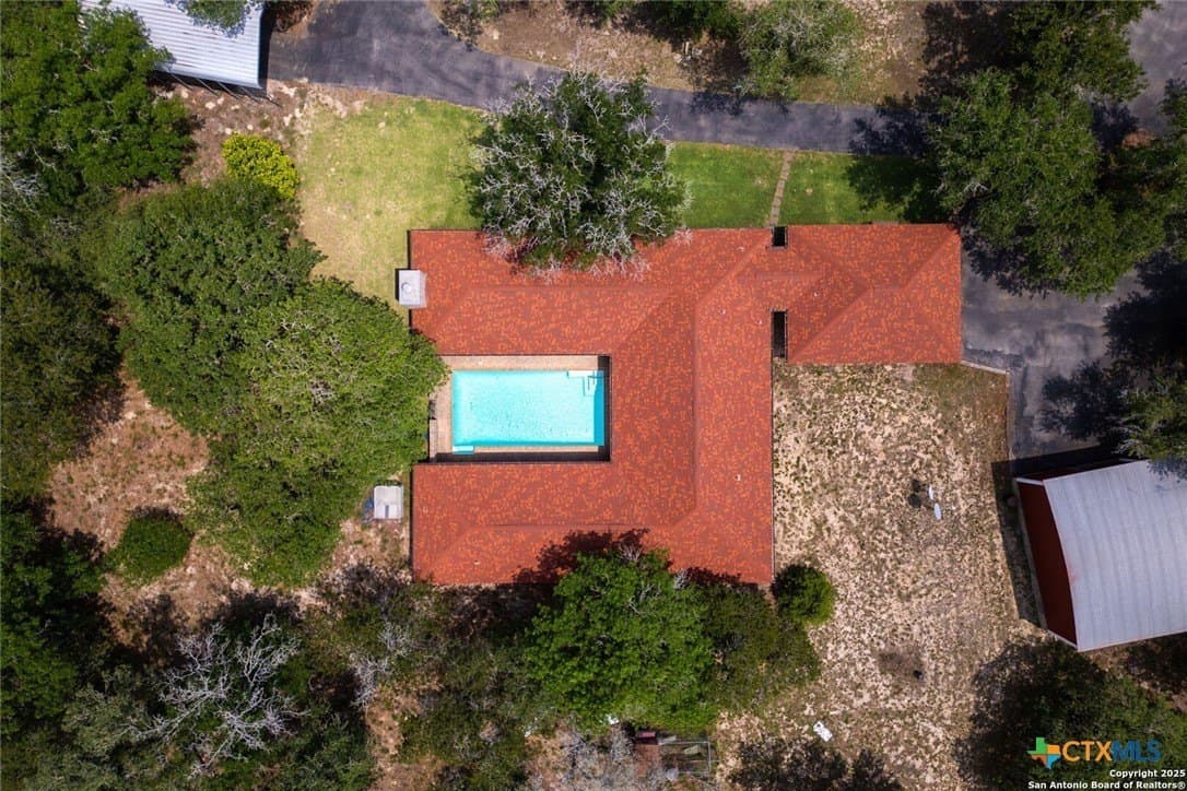 10 acres in Guadalupe County - photo 6