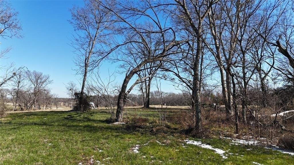 1.01 acres in Navarro County - photo 10