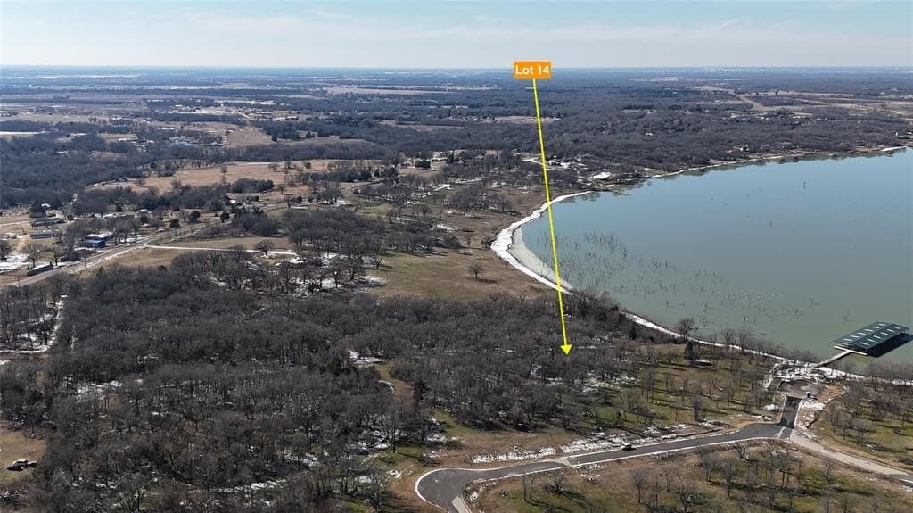 1.01 acres in Navarro County - photo 18