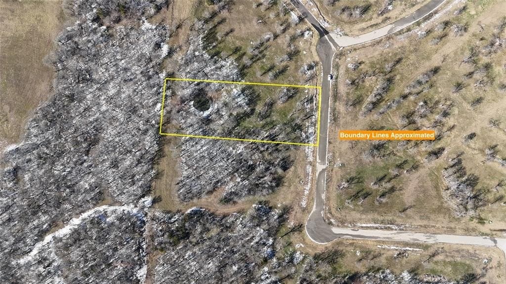 1.01 acres in Navarro County - photo 22