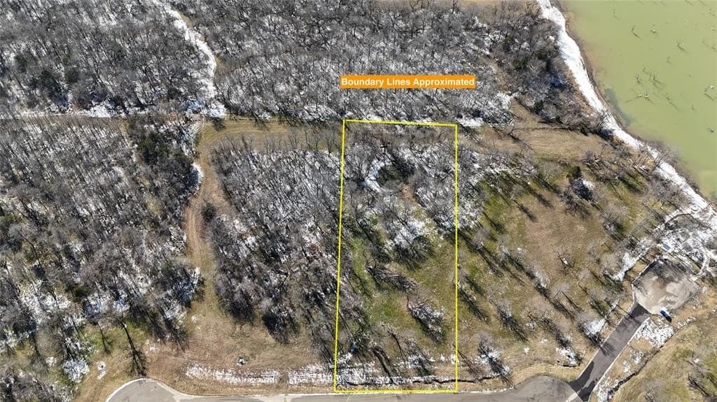 1.01 acres in Navarro County - photo 25