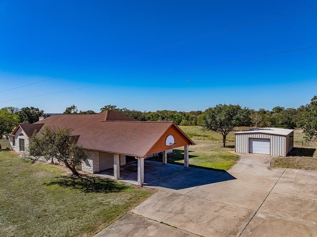 3.01 acres in Fayette County - photo 3