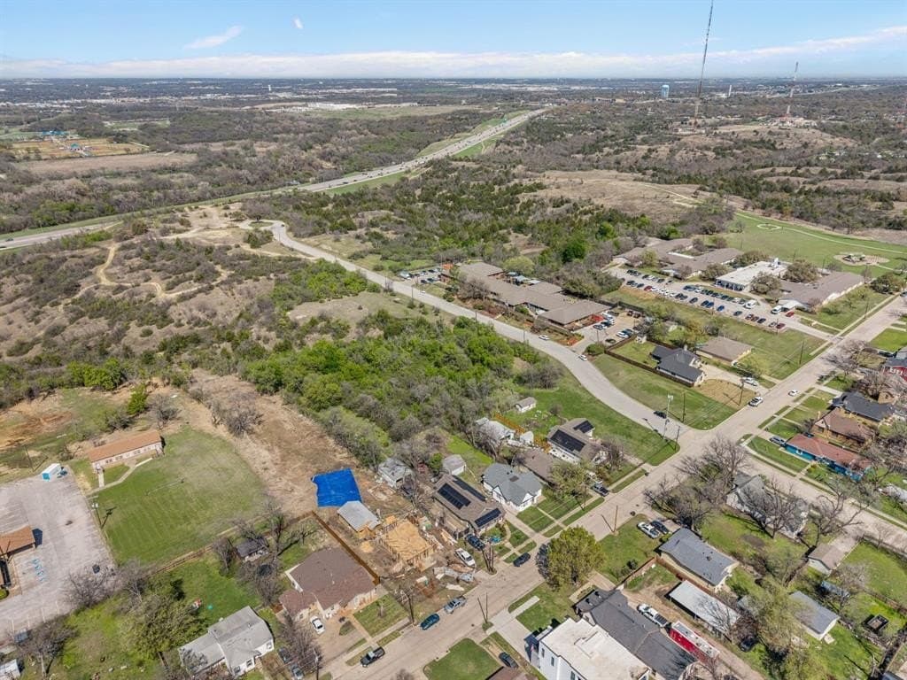 5.27 acres in Tarrant County - photo 10