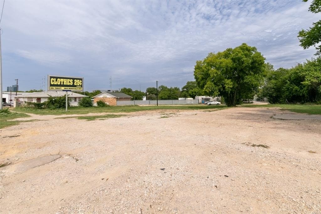 0.34 acres in Tarrant County - photo 2